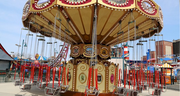 Midway Rides at the Osceola County Fair